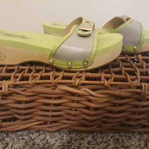 Flogg clogs/slides- size 7.5
